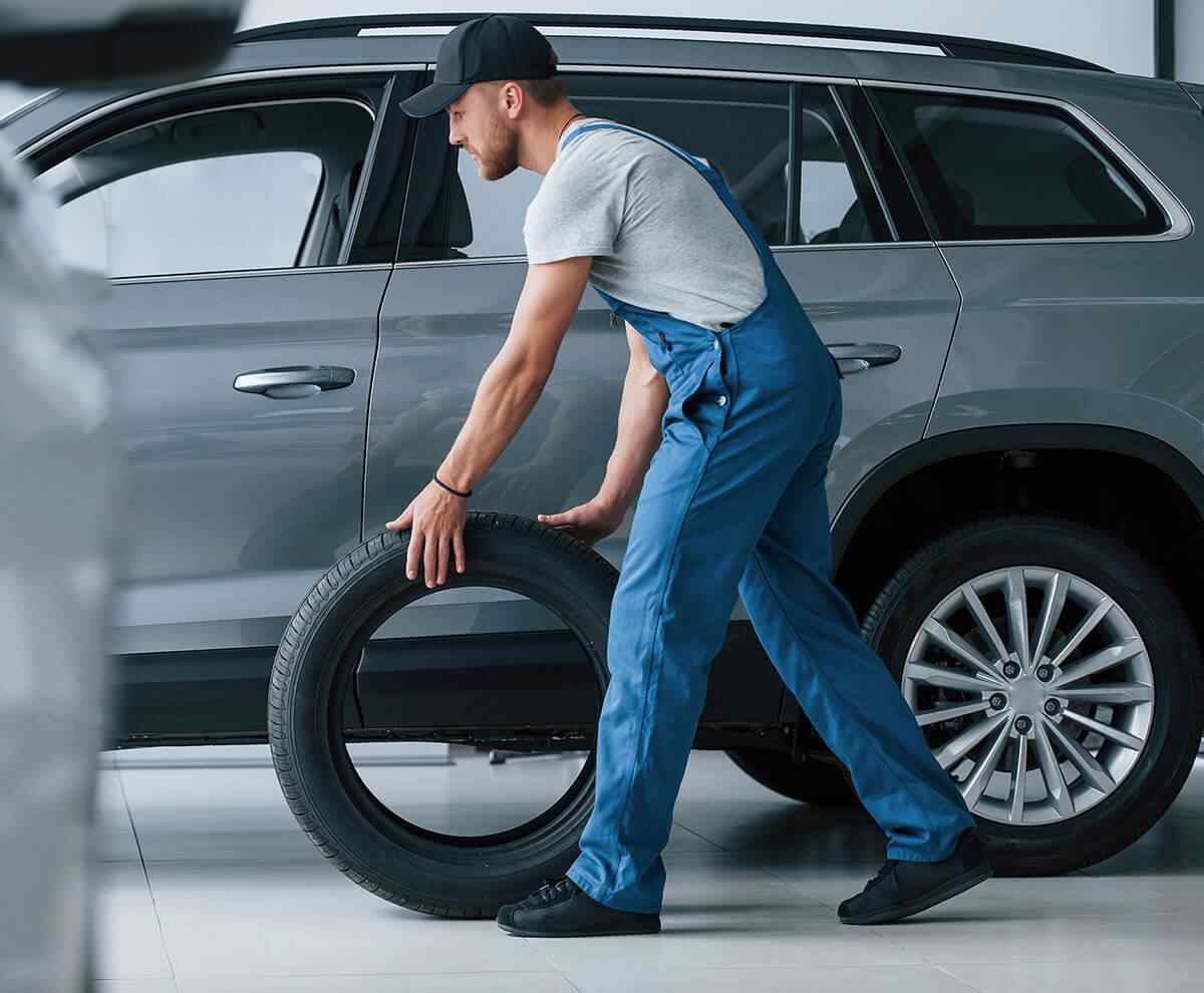https://www.optimumdetail.co.uk/wp-content/uploads/2021/10/img-service-02-h2.jpg
