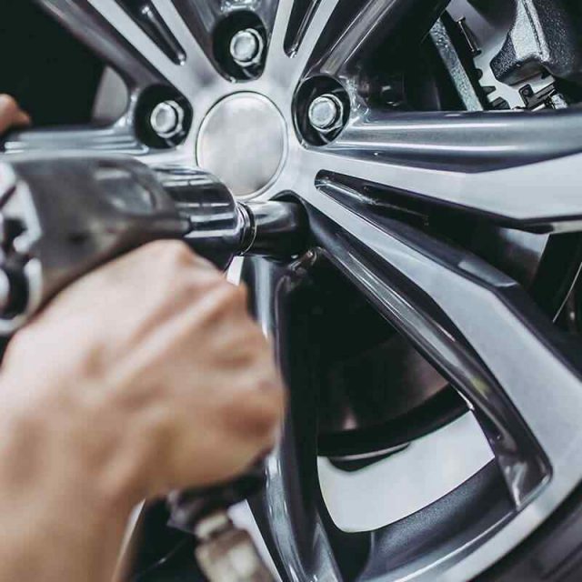 https://www.optimumdetail.co.uk/wp-content/uploads/2021/11/img-intro-01-h7-640x640.jpg