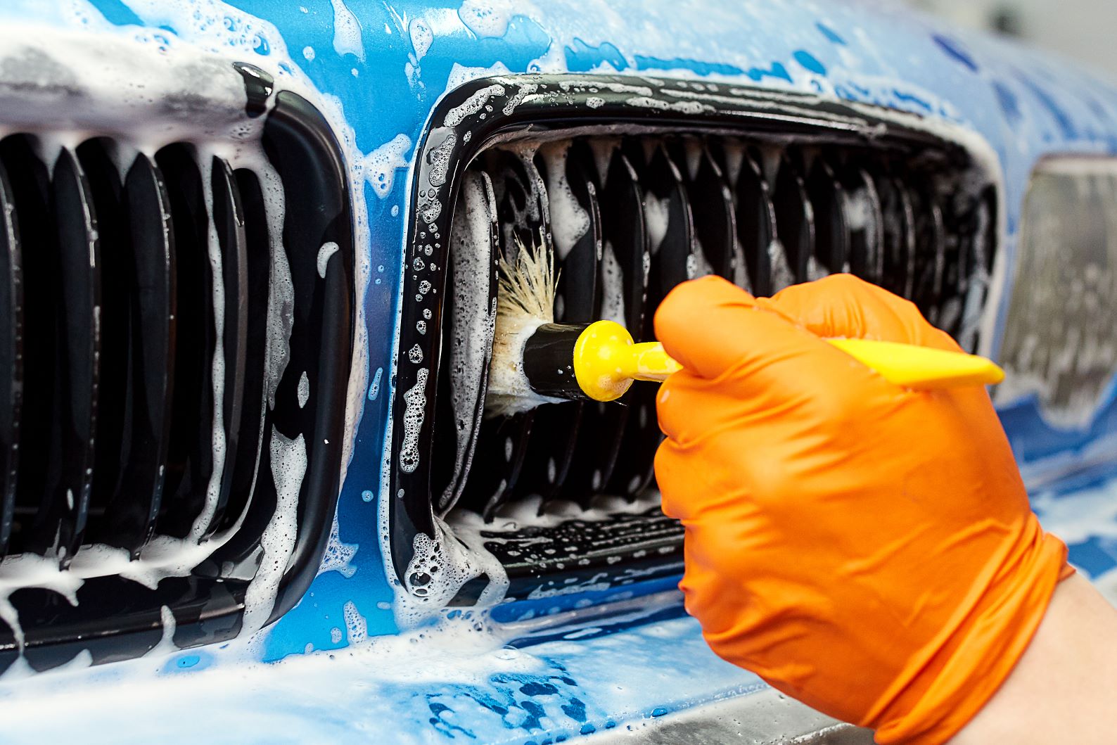 https://www.optimumdetail.co.uk/wp-content/uploads/2023/04/Full-Valet-Image-1.jpg