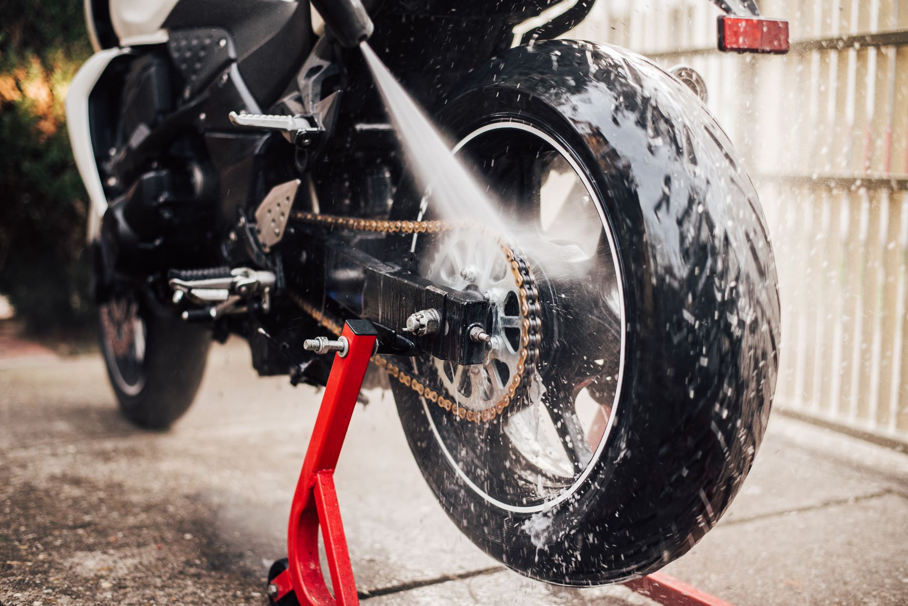 https://www.optimumdetail.co.uk/wp-content/uploads/2023/04/Motorcycle-Standard-Valet-1.jpg